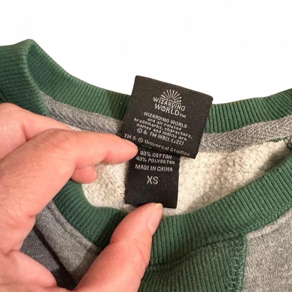 Universal Green and Gray Crewneck Sweater - Picture 3 of 6